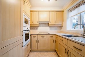 KITCHEN- click for photo gallery